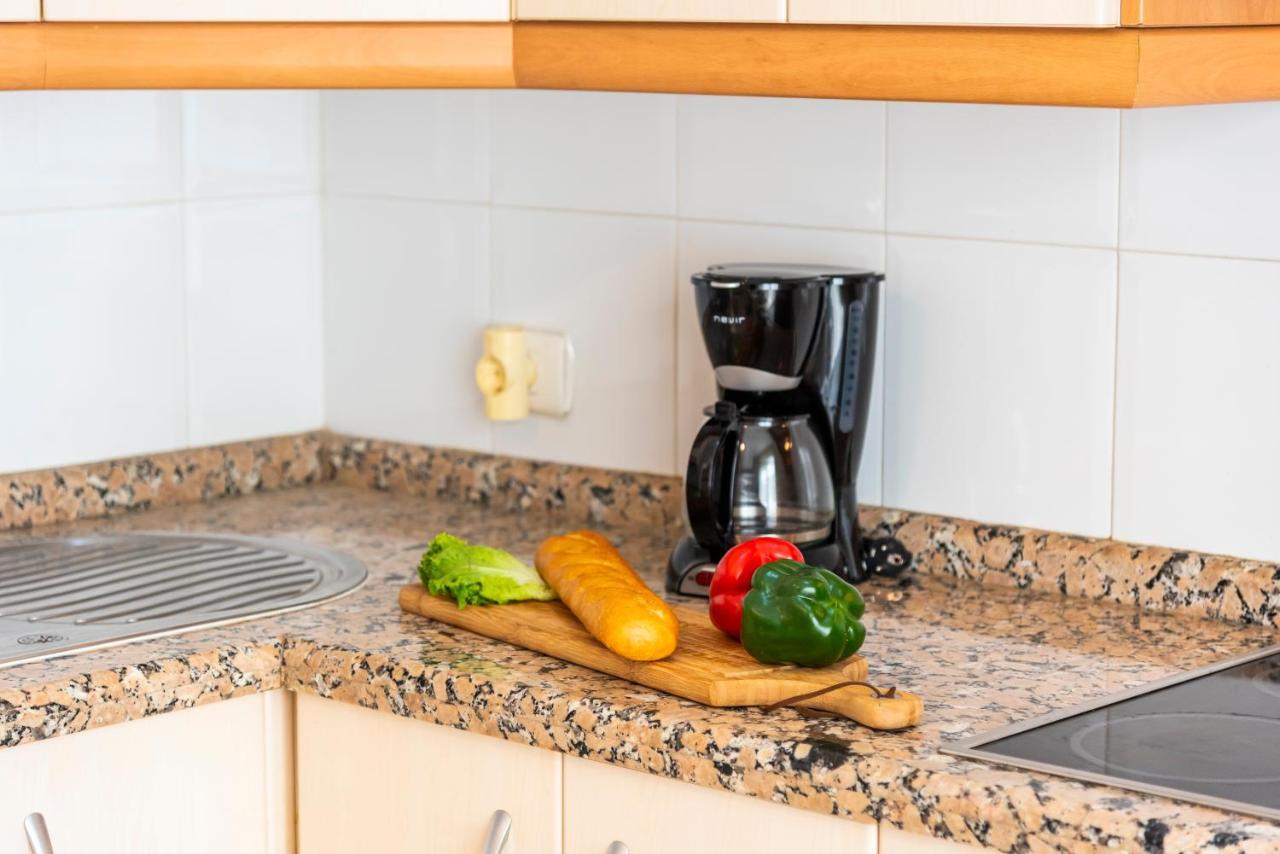 17 Los Cristianos Central By The Beach ,Wifi 阿罗纳 外观 照片